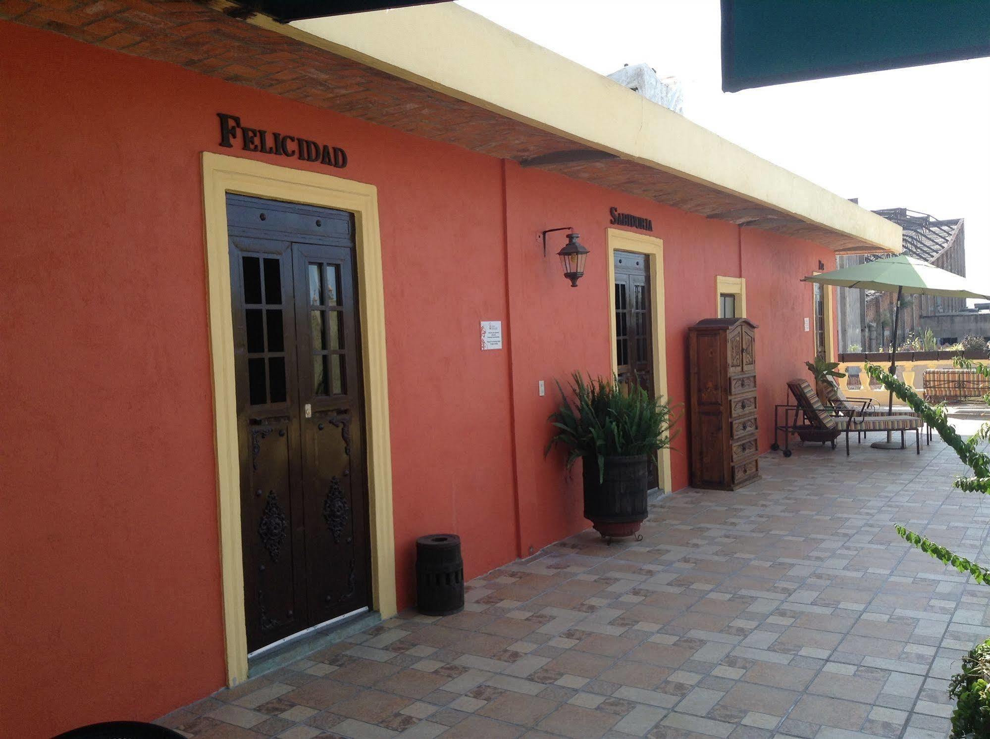 Hotel Casa Armonia Tlaquepaque Extérieur photo